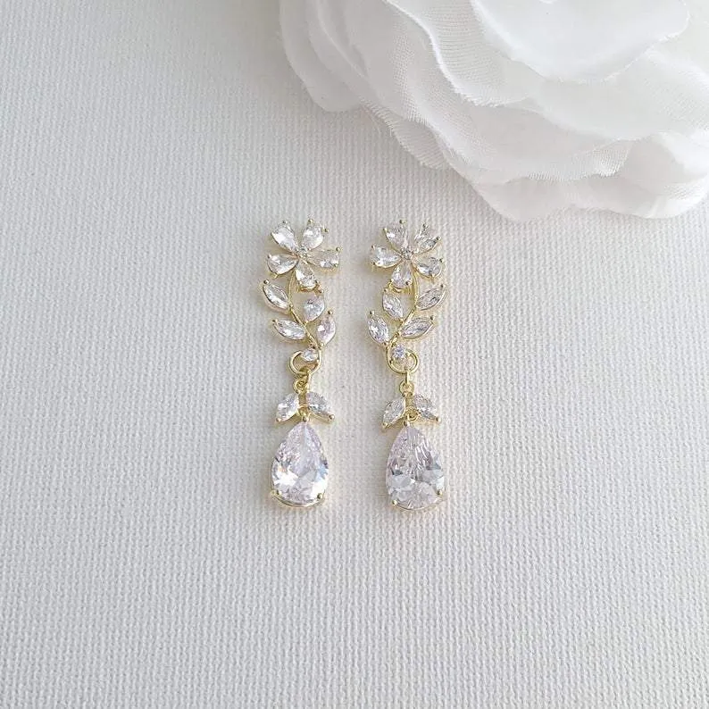 Bridal Flower Crystal Earrings- Daisy