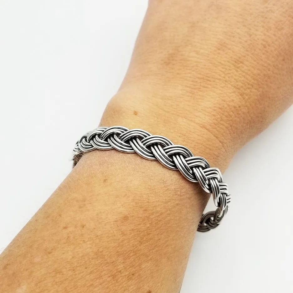 CLASSIC BRAIDED CUFF