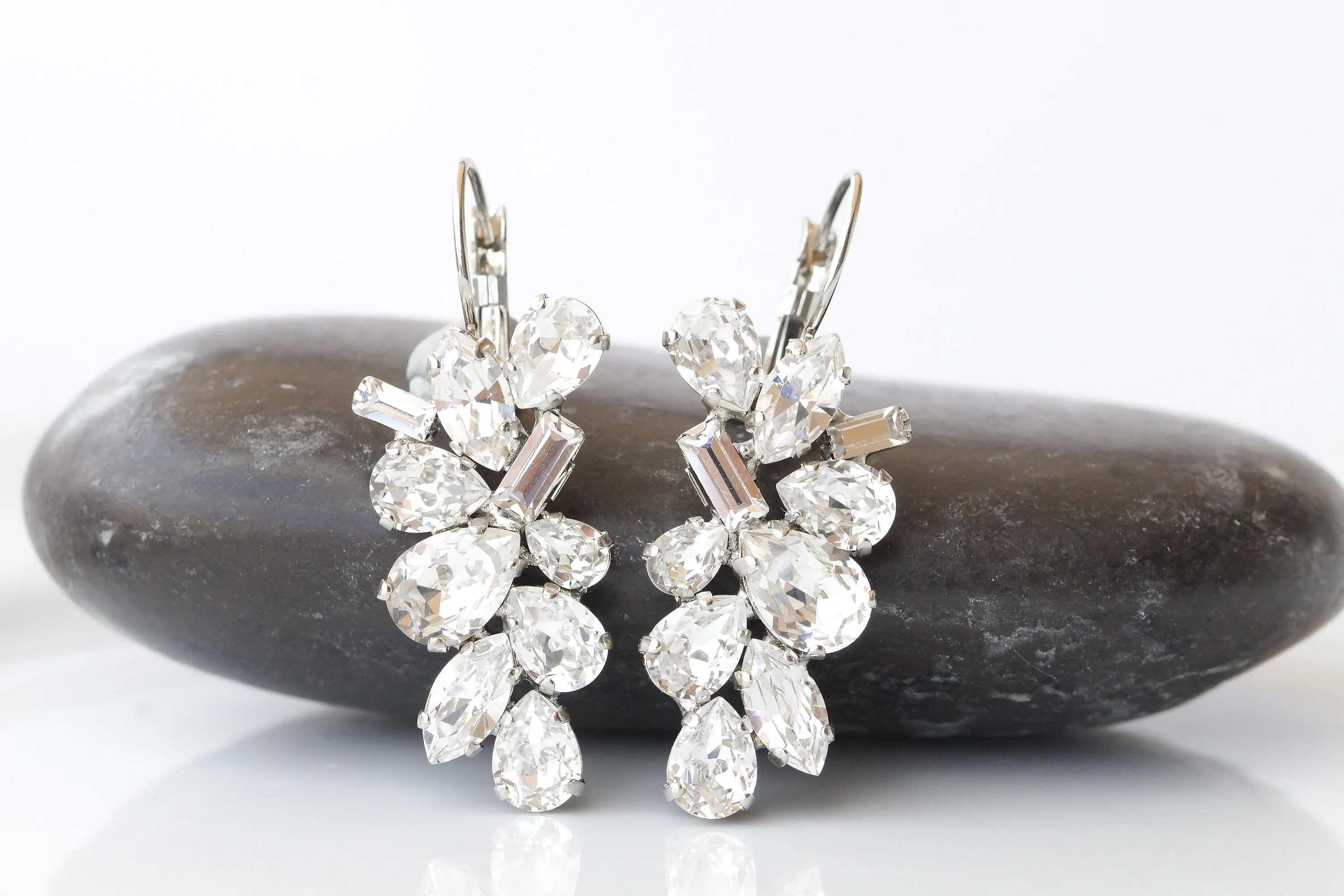 CRYSTAL DROP EARRINGS