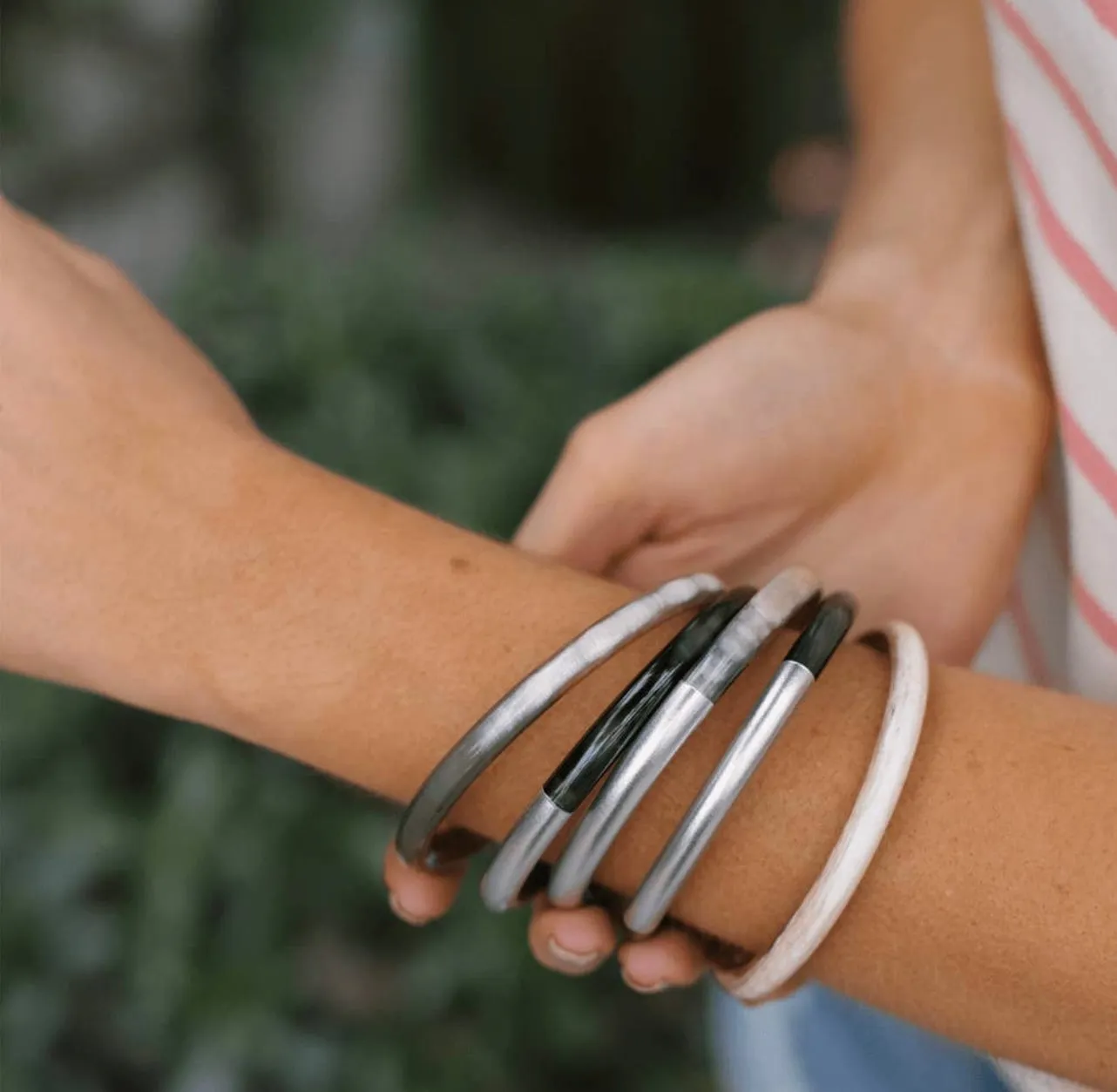 Silver Metallic Bangles-Sunshine Tienda