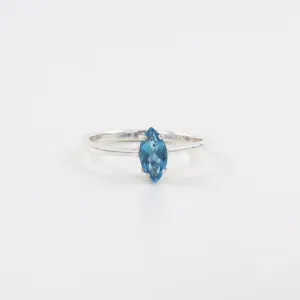 STERLING SILVER RING WITH MARQUISE SWISS BLUE TOPAZ